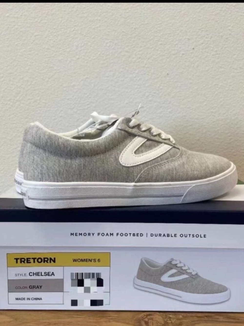 TRETORN Chelsea shoe size 7 **NWT**
